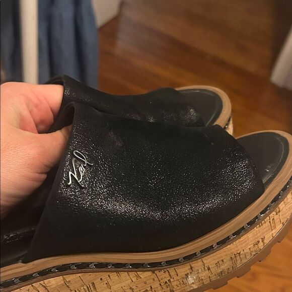 Karl Lagerfeld Black Leather Cork Mules - Picture 7 of 7